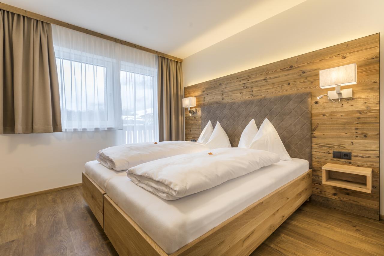 Ofentuerl Alpine Living Aparthotel Flachau Exterior photo